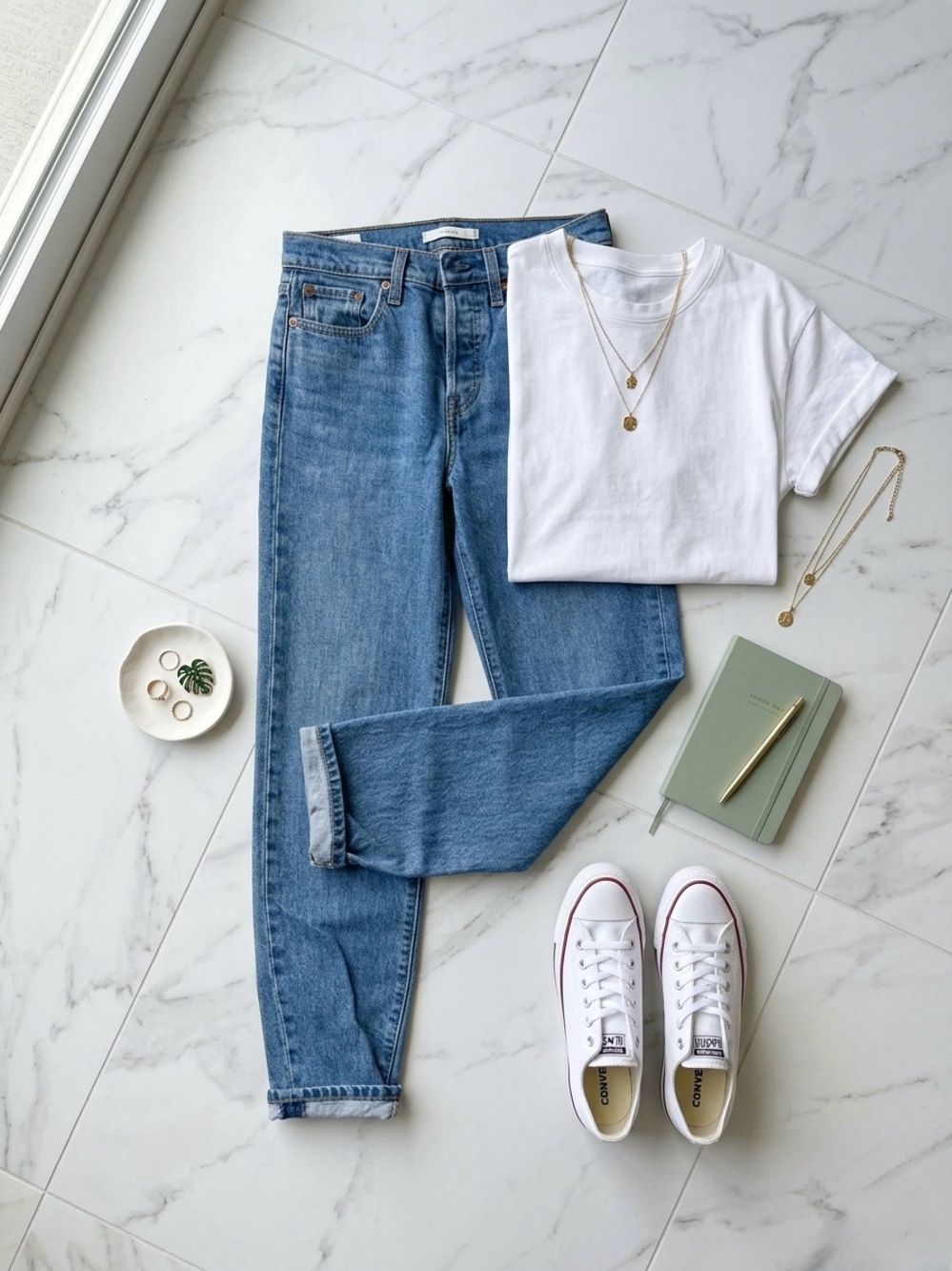 Levi’s Classic High-Rise Women’s Jeans